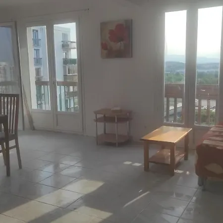 T2-t3 De 60m2 Vue Montagne, Toutes Proximites Apartment